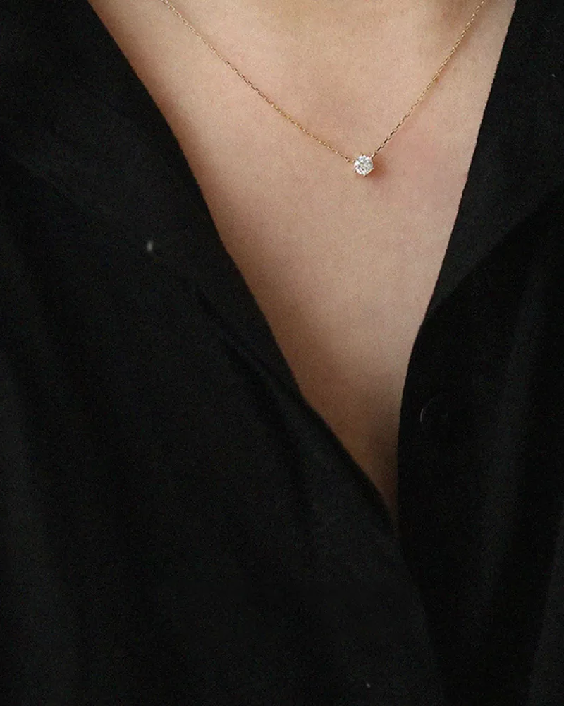 Classic Zirconia Necklace